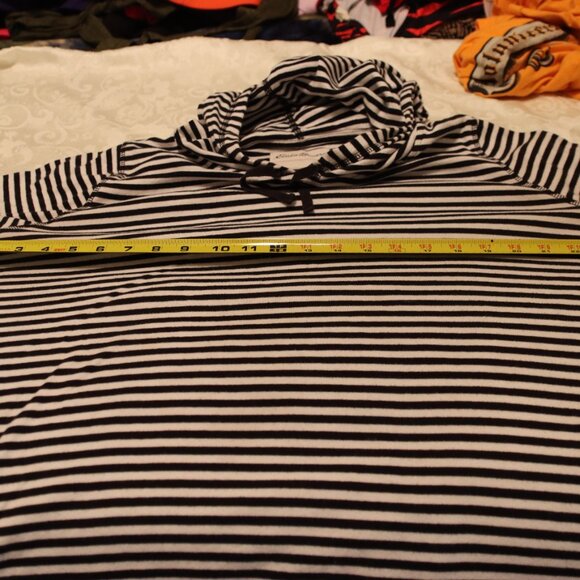 Eddie Bauer Black and White Stripped hoodie Size 2XL - Picture 4 of 13
